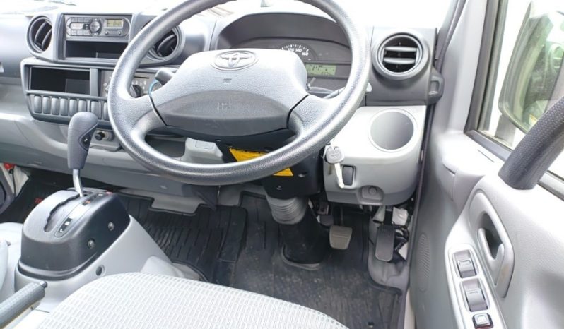 TOYOTA DYNA full