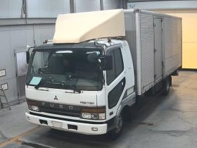 MITSUBISHI FUSO FIGHTER
