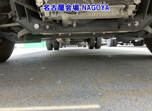 MITSUBISHI CANTER full