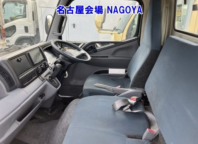 MITSUBISHI CANTER full