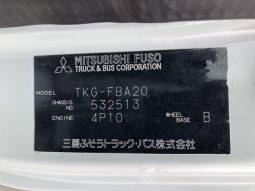MITSUBISHI CANTER full