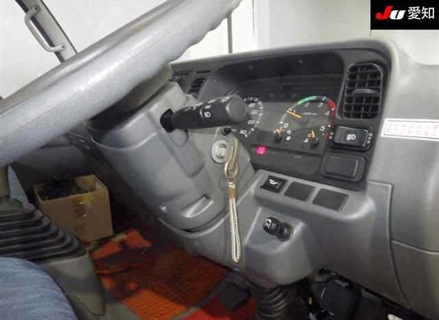 MITSUBISHI CANTER full
