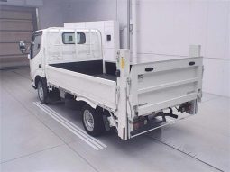 TOYOTA DYNA full
