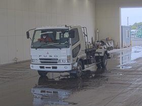 MITSUBISHI FUSO FIGHTER