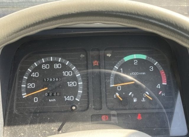 MITSUBISHI CANTER full