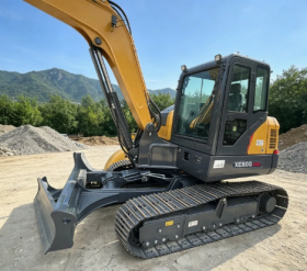 SKID STEER XE60PRO