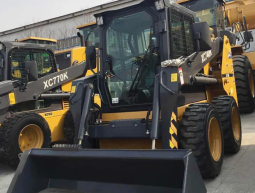 SKID STEER XT750