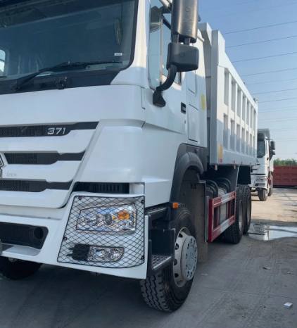 CAMION HOWO CHINE BEIBEN full
