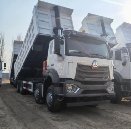 SINOTRUK HOWO TRACTOR full