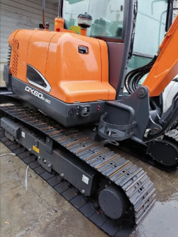 DEVELON MINI EXCAVATOR full