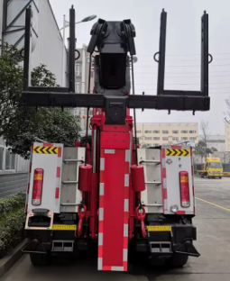 HOWO WRECKER TRUCK full