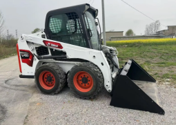 BOBCAT S450 SKID STEER full