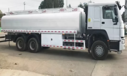 SHACMAN OIL TANKER full