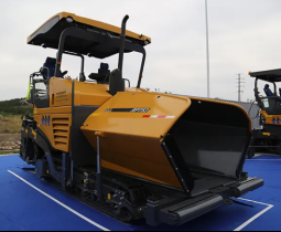 Asphalt Paver RP705 full