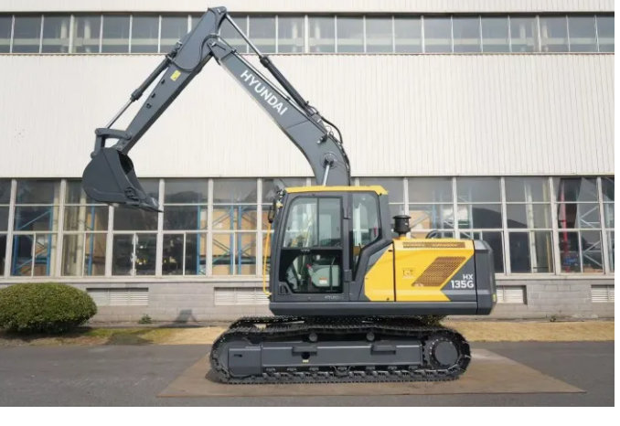 HYUNDAI CRAWLER EXCAVATOR full
