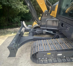 SKID STEER XE60PRO full