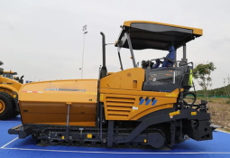 Asphalt Paver RP705 full