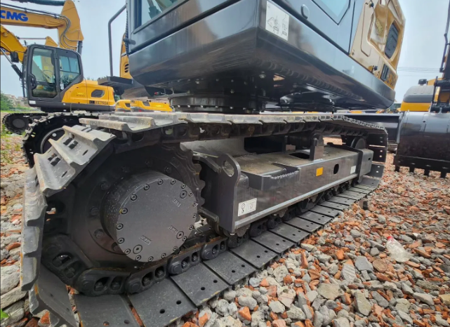 XCMG CRAWLER EXCAVATOR full