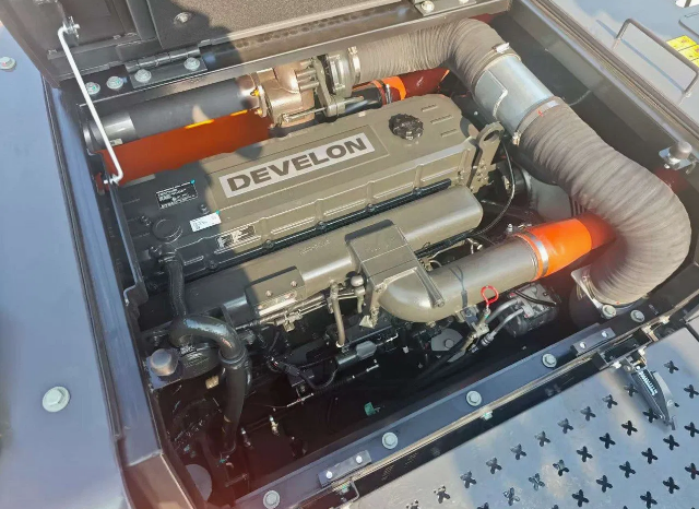 DEVELON DX360LCA full