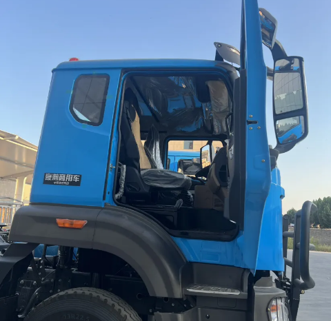 HOWO NX371 TRACTOR TRUCK full