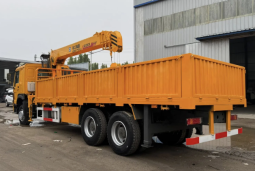 HOWO CRANE TRUCK full