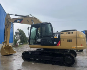 CATERPILLAR CRAWLER EXCAVATOR