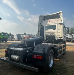 HOWO Tx440 TRACTOR TRUCK full