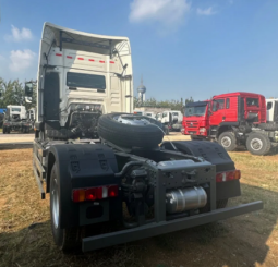 HOWO Tx440 TRACTOR TRUCK full