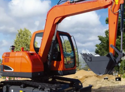 MINI DEVELON DX-130 CRAWLER EXCAVATOR full