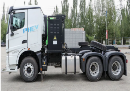 BEIBEN TRACTOR TRUCK full